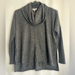 NEW Status by Chenault Cowl neck sweatshirt Size XS